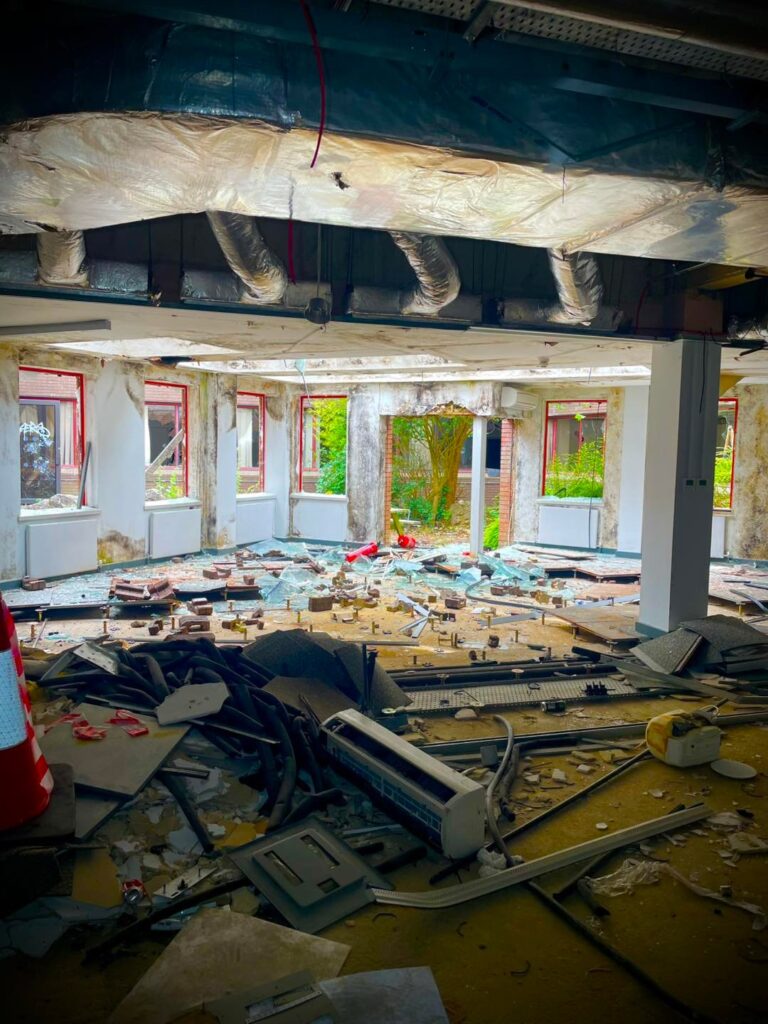 Building-emergency-demolition.jpg