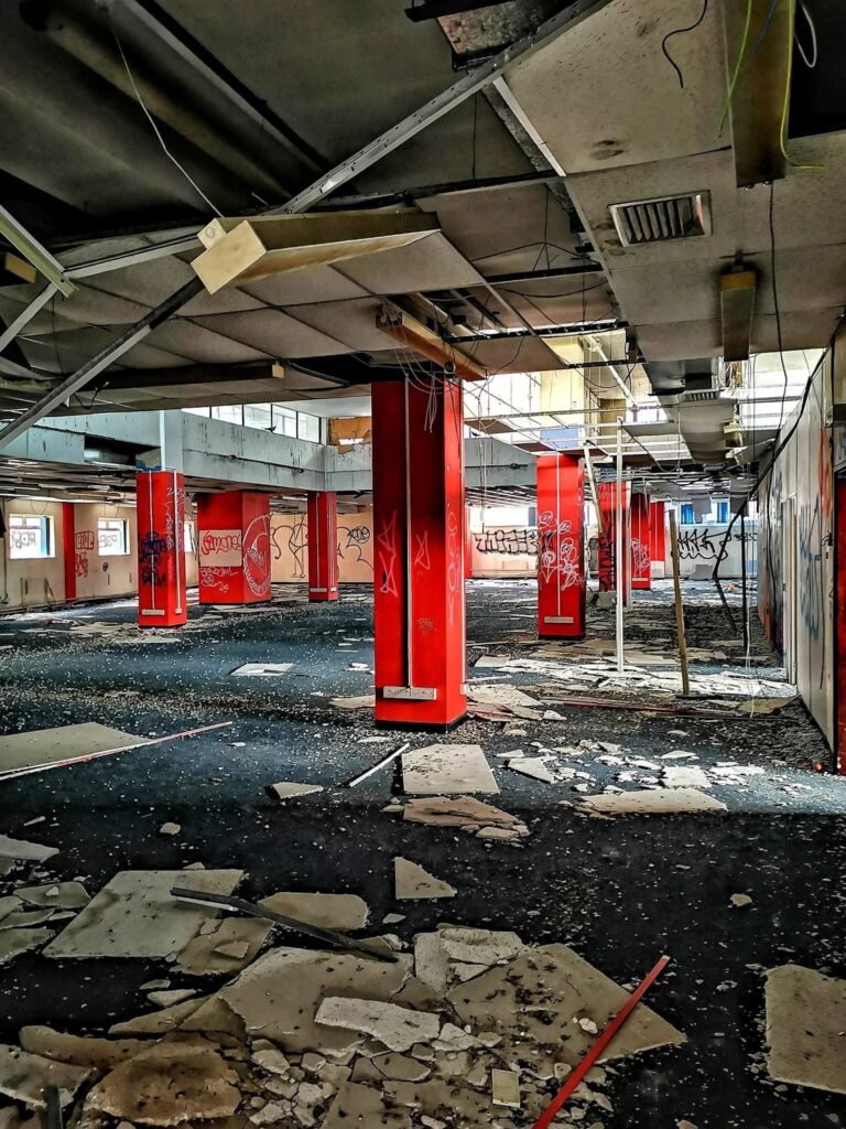 Internal-demolition-sstrip-outs.jpg